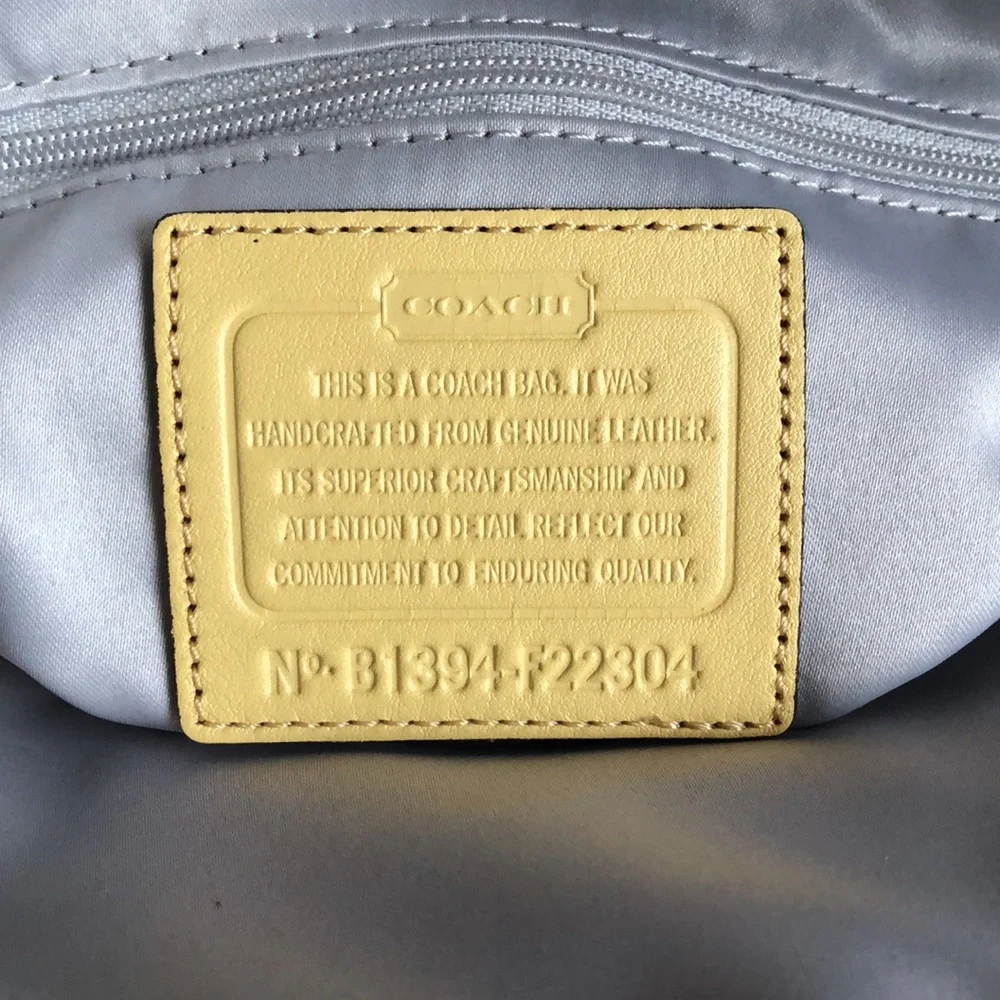NWT Factory Coach Handbag - Picture 11 of 13